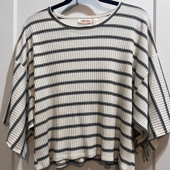 Willow Root Small Crop Shirt Statement Sleeves, Split Sleeve - Black Stripes - Picture 3 of 12